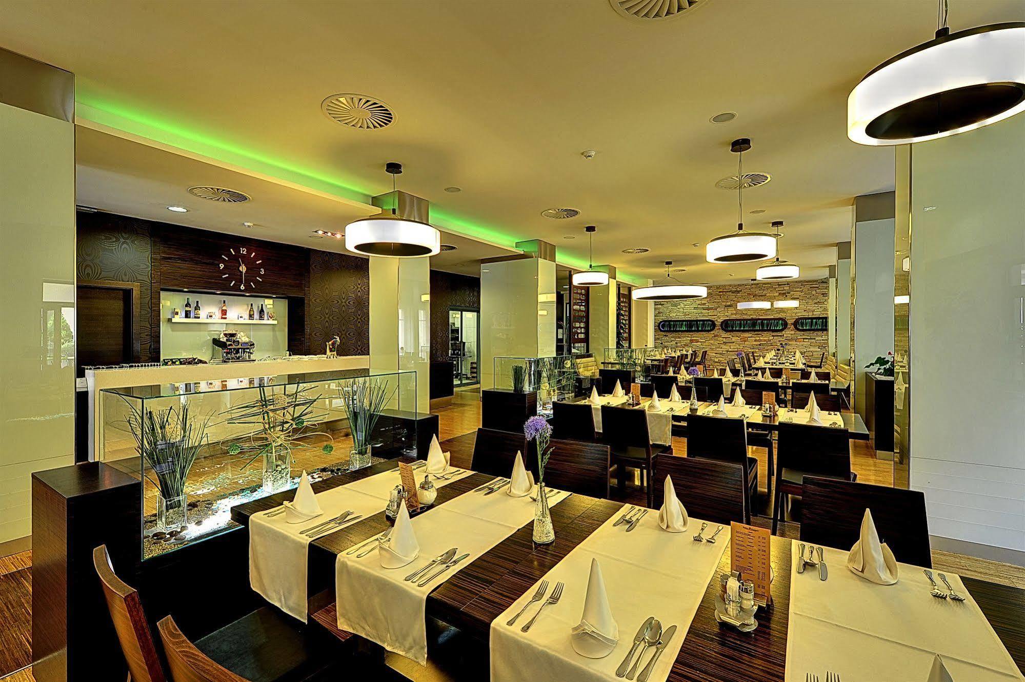 Hotel St. Joseph Royal Regent Karlowe Wary Zewnętrze zdjęcie